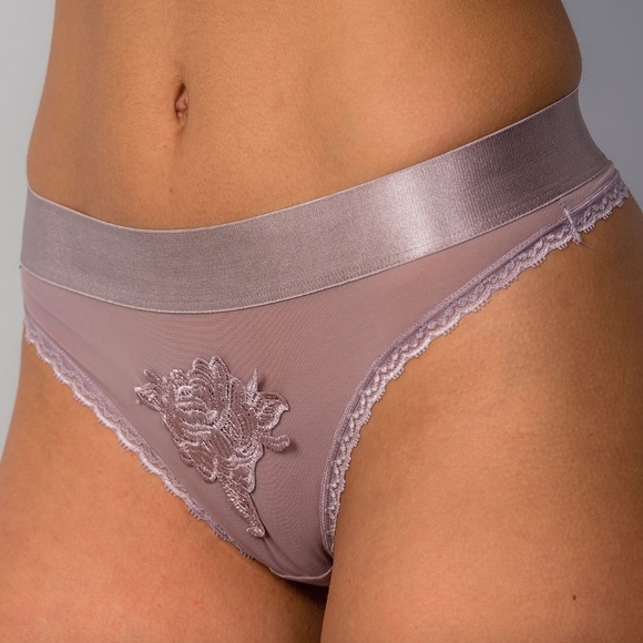 LAST ONE!! NWT Mauve Thong with Flower Embroidered - Picture 1 of 5